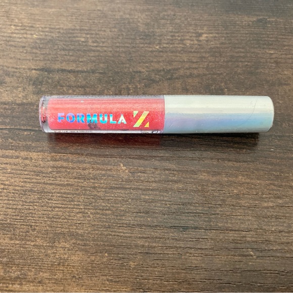 Formula Z Cosmetics Luxe Diamond Lipgloss in Boss - Picture 4 of 4